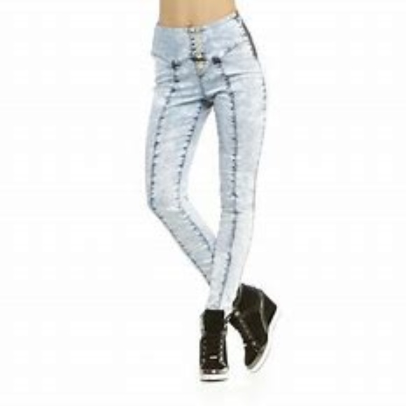 Niki Minaj High Rise Side Zipper Jeans. - Picture 1 of 6
